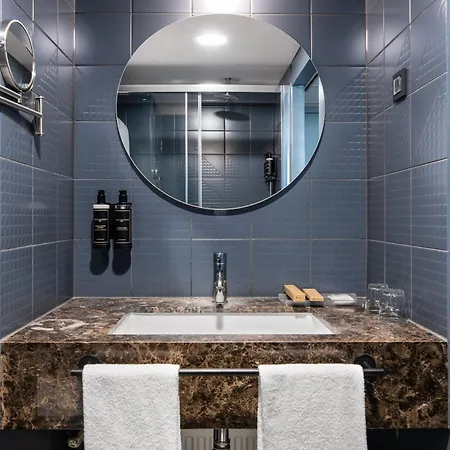 Exe Lev Otel Ljubljana