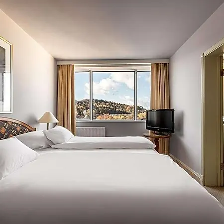 Hotel Exe Lev 4*